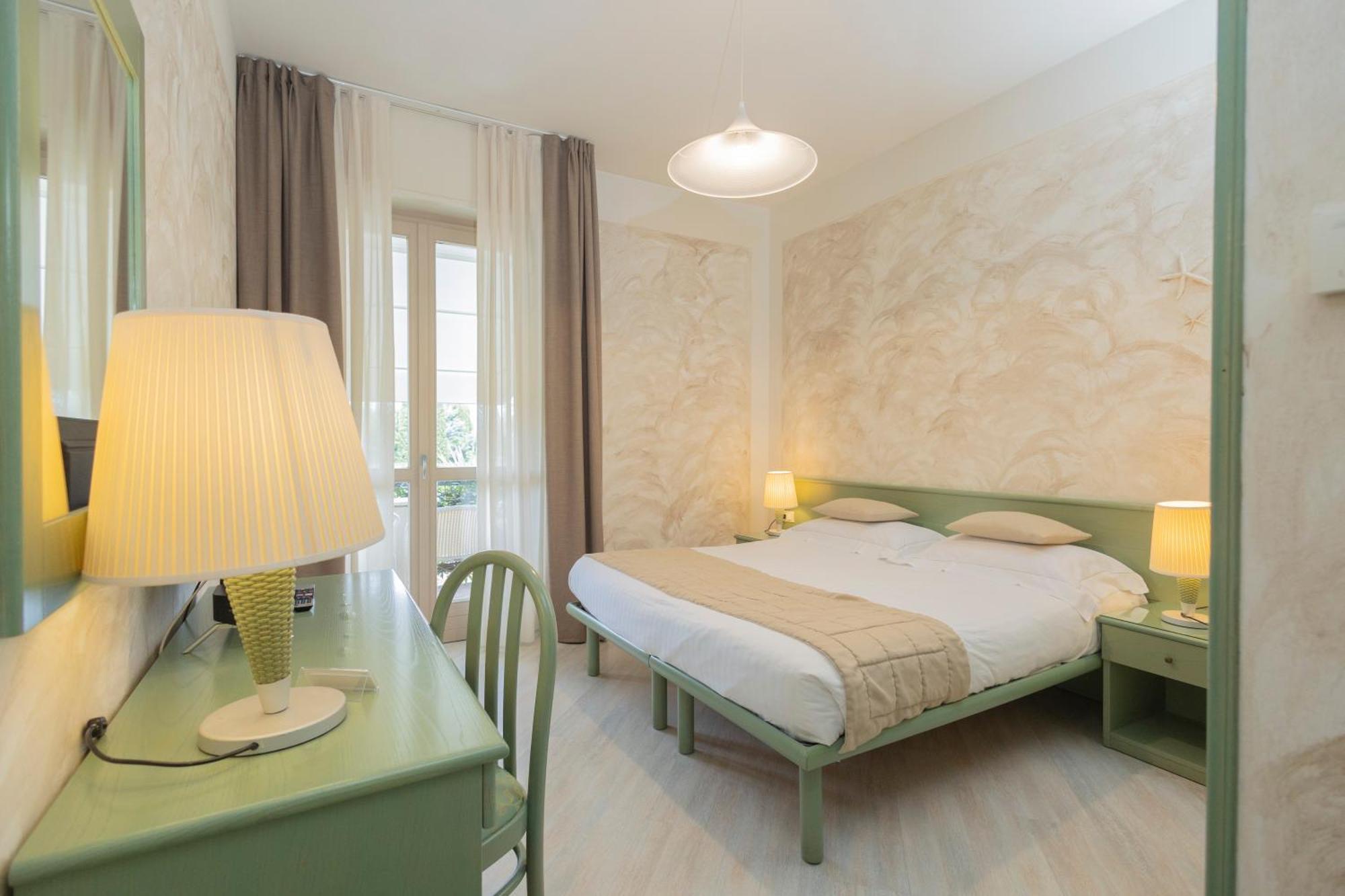 Hotel Berta Desenzano del Garda Zewnętrze zdjęcie