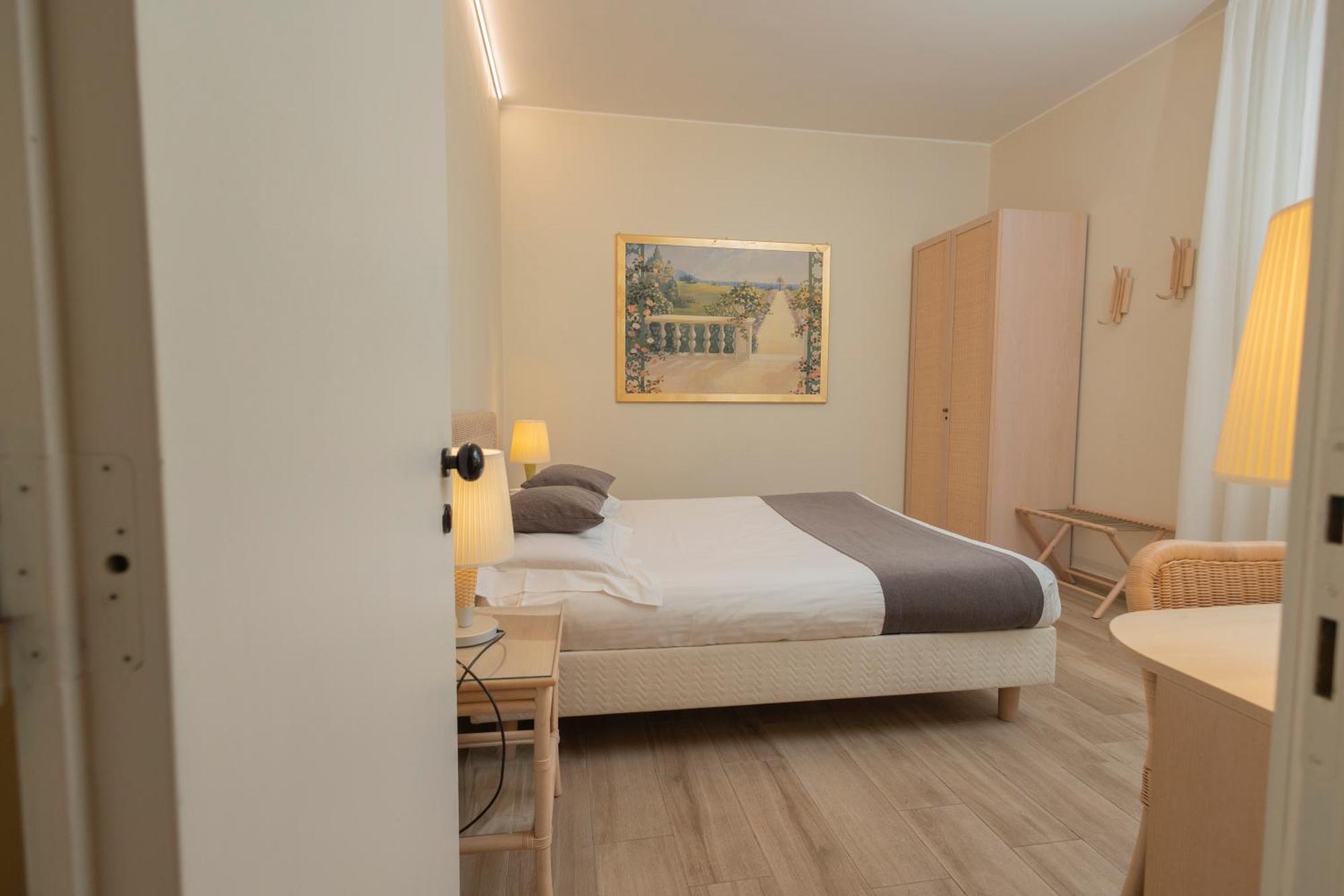 Hotel Berta Desenzano del Garda Zewnętrze zdjęcie