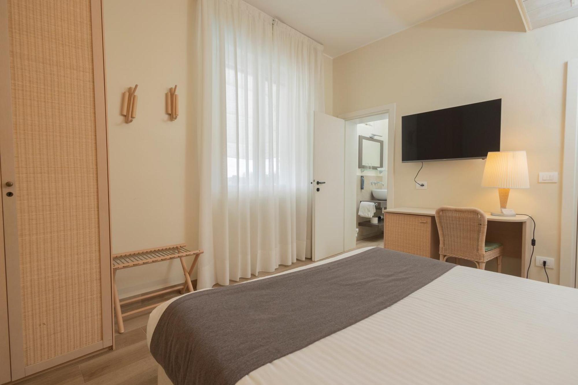 Hotel Berta Desenzano del Garda Zewnętrze zdjęcie