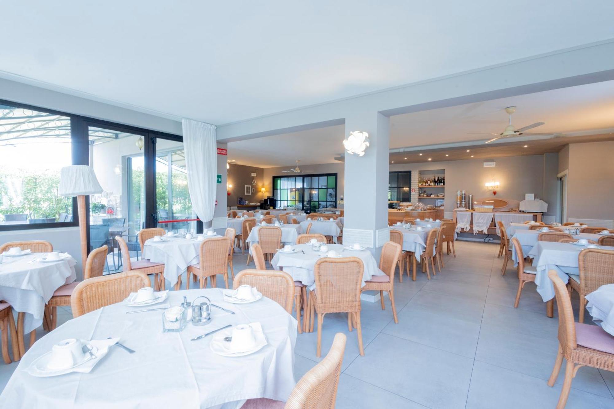 Hotel Berta Desenzano del Garda Zewnętrze zdjęcie